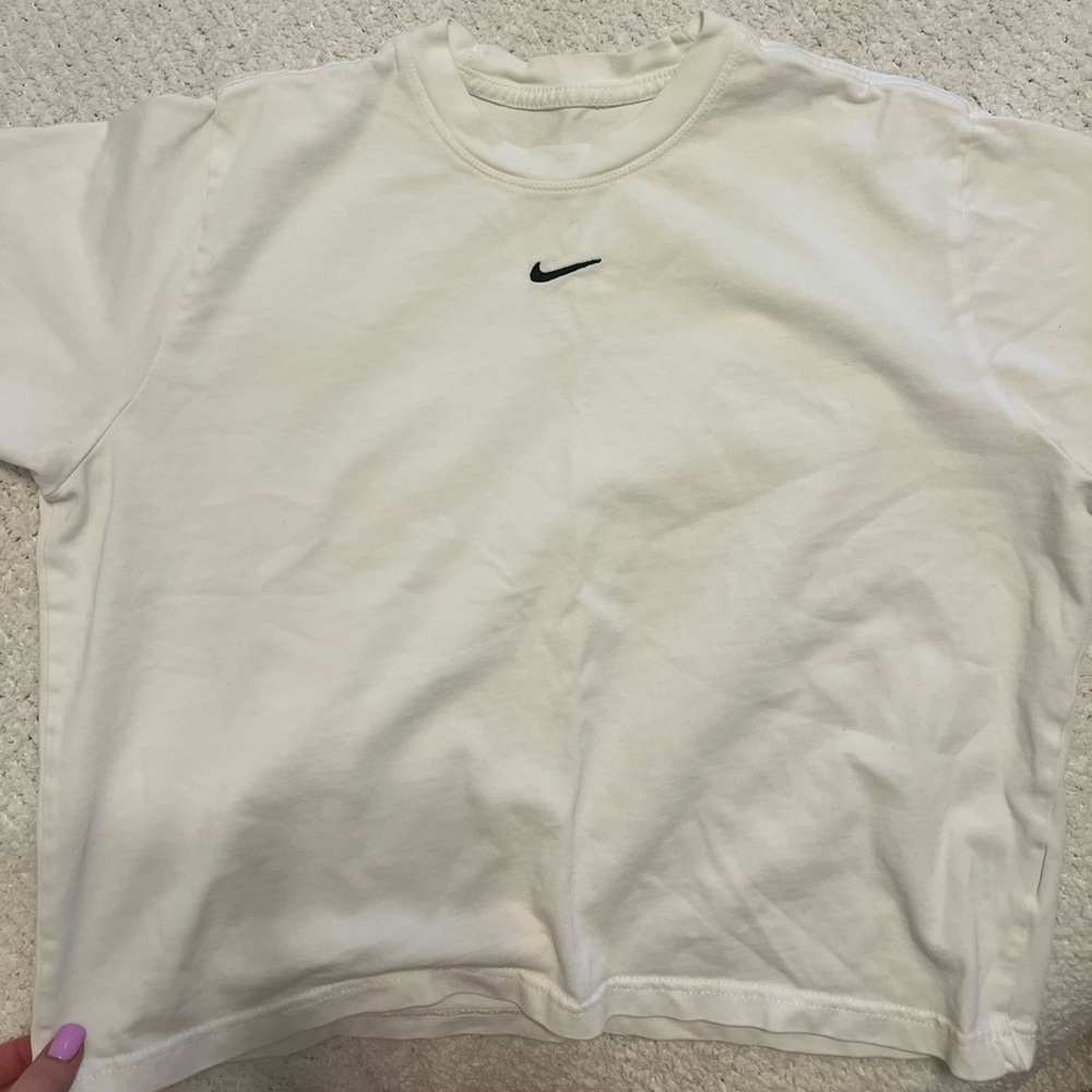 Nike tee